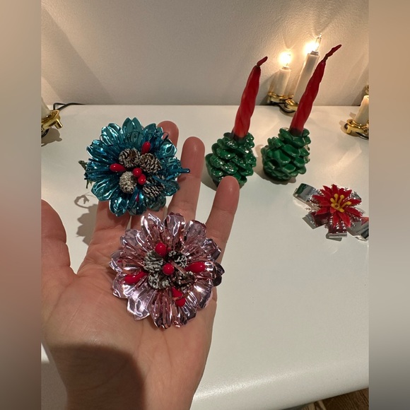 Sputnik Christmas Ball Bundle of Vintage Christmas Tree Ornaments - Picture 7 of 8